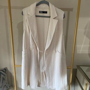 Zara textured knit vest size medium